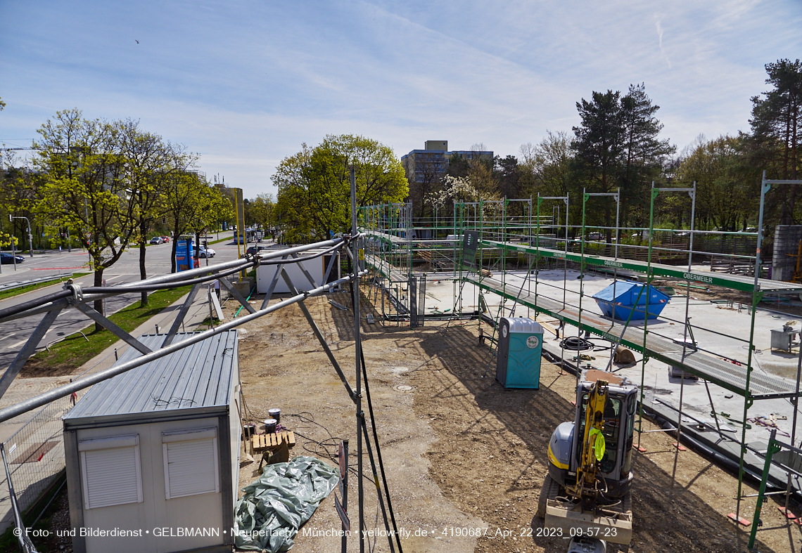 22.04.2023 - Luft- und Ebenenfotos vom Haus für Kinder in der Quiddestraße in Neuperlach